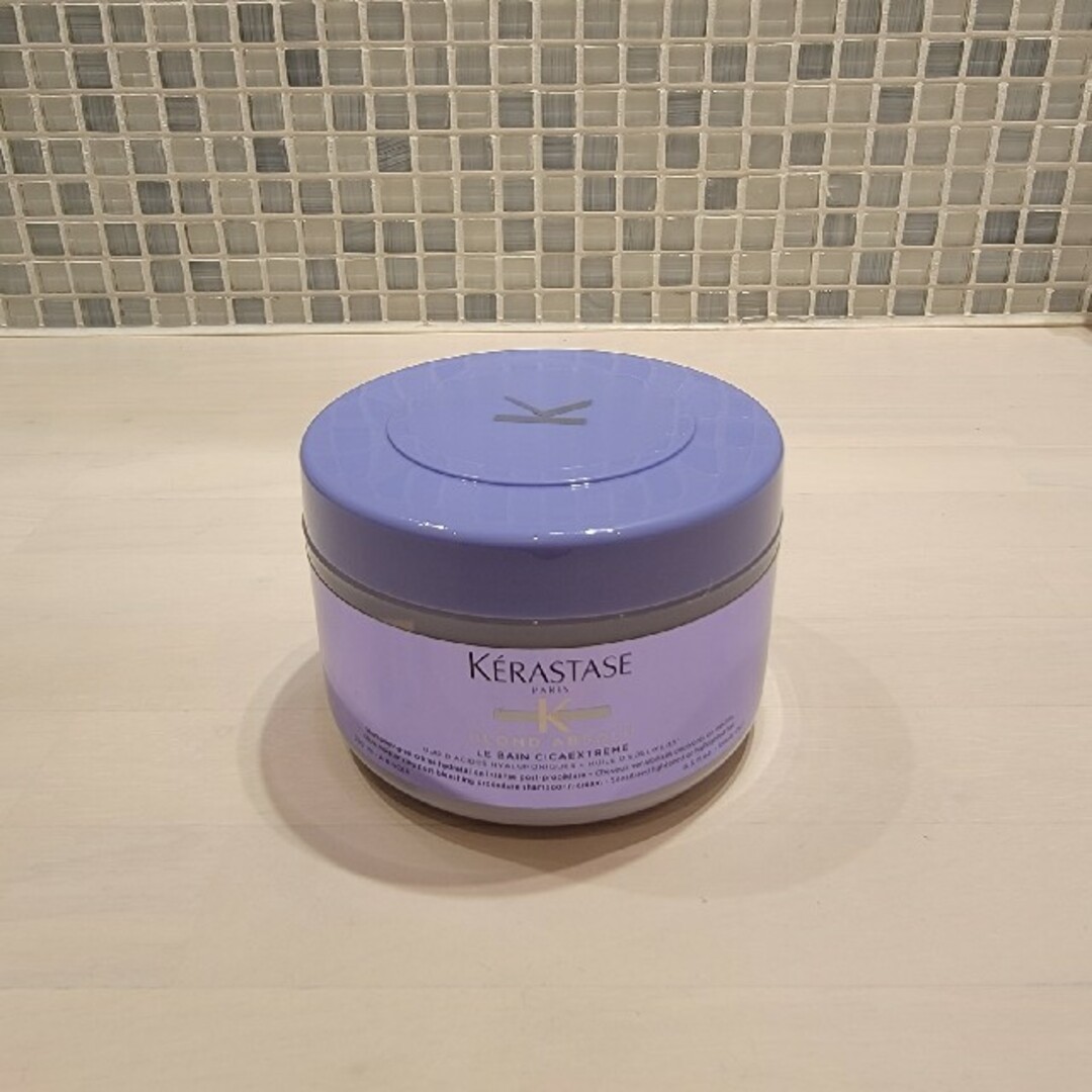 KERASTASE(ケラスターゼ)の新品未使用　　ケラスターゼ　バン　シカエクストリーム　250ml コスメ/美容のヘアケア/スタイリング(シャンプー)の商品写真