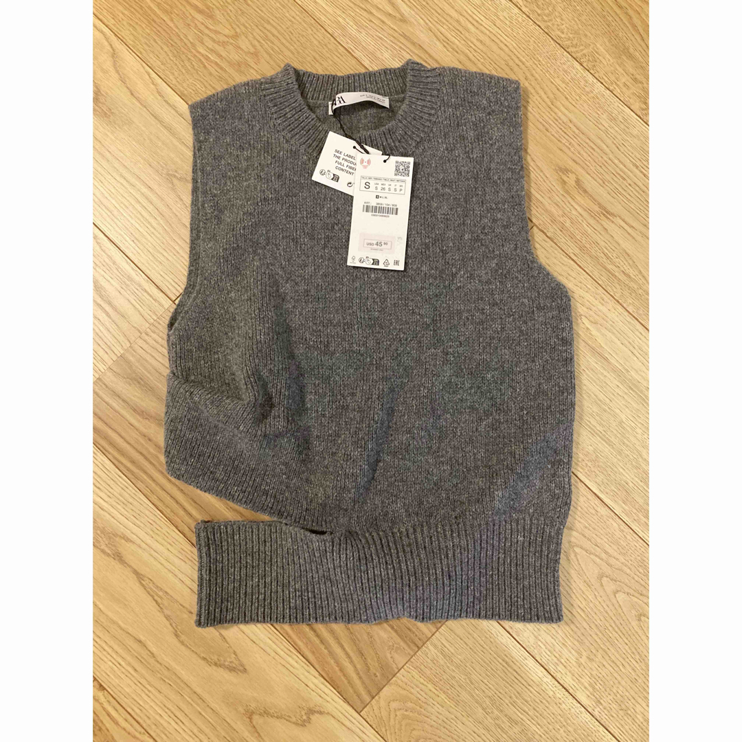 ZARA - タグ付き ZARA ウールブレンド ニットベスト カットアウトの