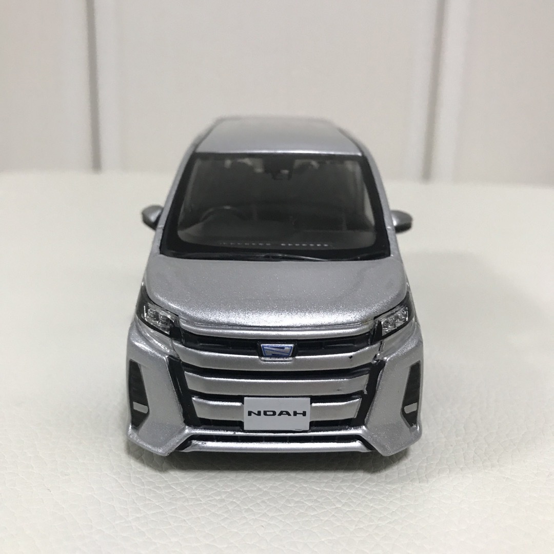 トヨタ - トヨタ ノア ミニカーの通販 by だだだ's shop|トヨタ トヨタ - トヨタ ノア ミニカーの通販 by だだだ's shop|トヨタ