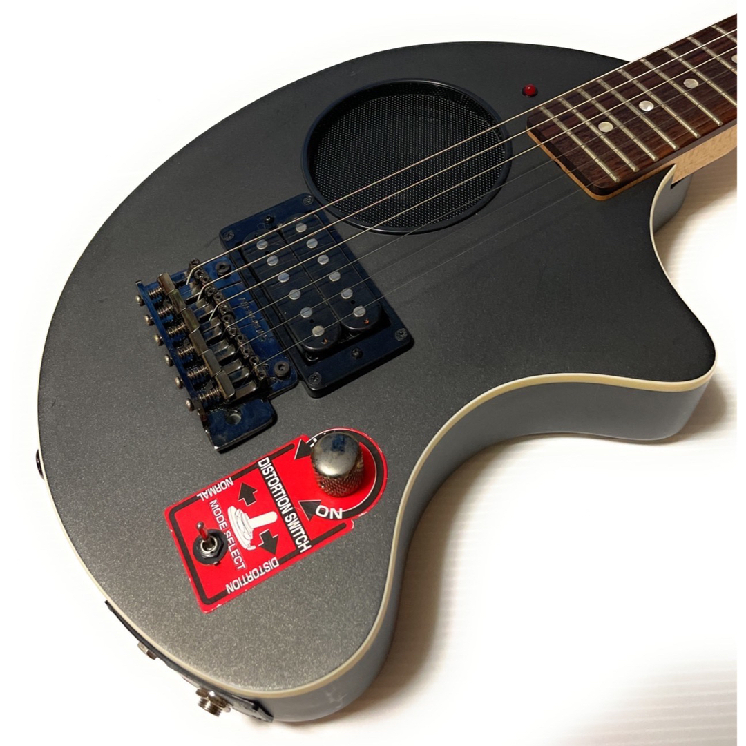 Fernandes(フェルナンデス)の【美品】FERNANDES  ZO-3 芸達者  Black スピーカー内蔵 楽器のギター(エレキギター)の商品写真