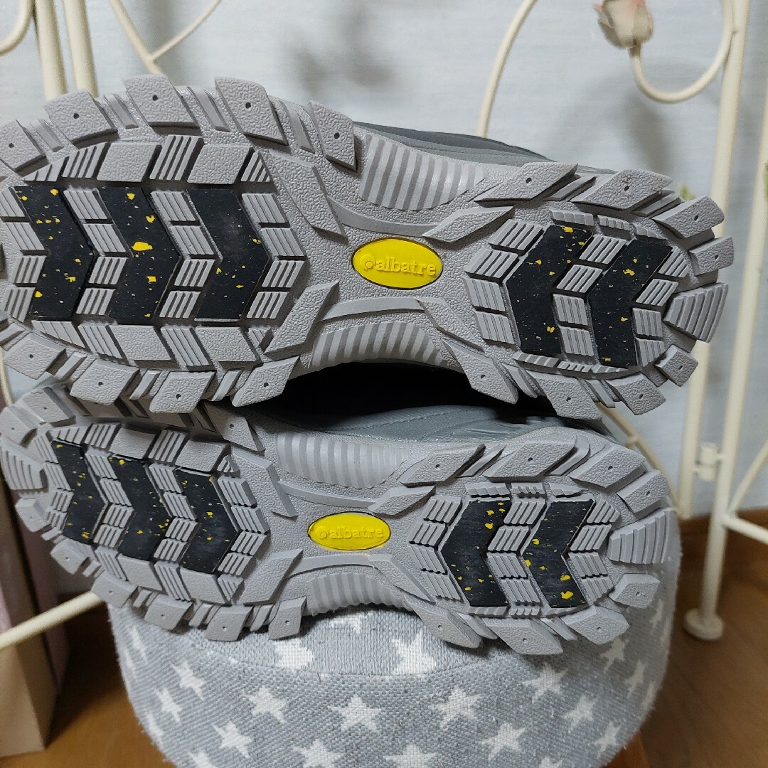 スノーブーツ　ﾚﾃﾞｨｰｽ23.5㎝～24㎝ レディースの靴/シューズ(ブーツ)の商品写真