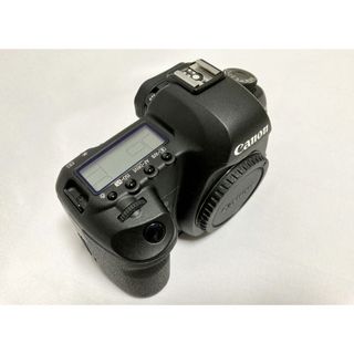 【新品同様・１円売り切り】 Canon EOS 5D Mark II ボディ (デジタル一眼)