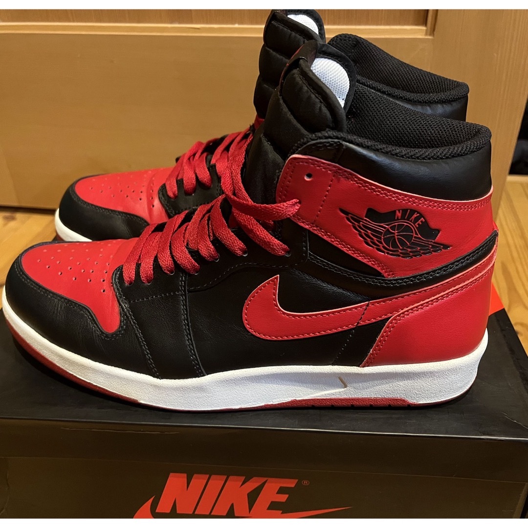 NIKE(ナイキ)のAIR JORDAN 1 HIGH THE RETURN ブラックレッド28㎝ メンズの靴/シューズ(スニーカー)の商品写真