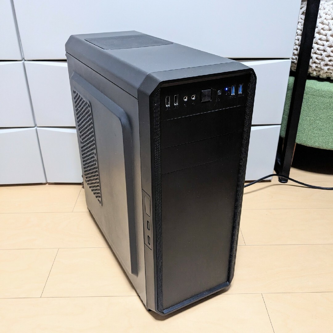 自作ゲーミングPC Intel i7-3770/12GB/GTX970/SSDの通販 by しん