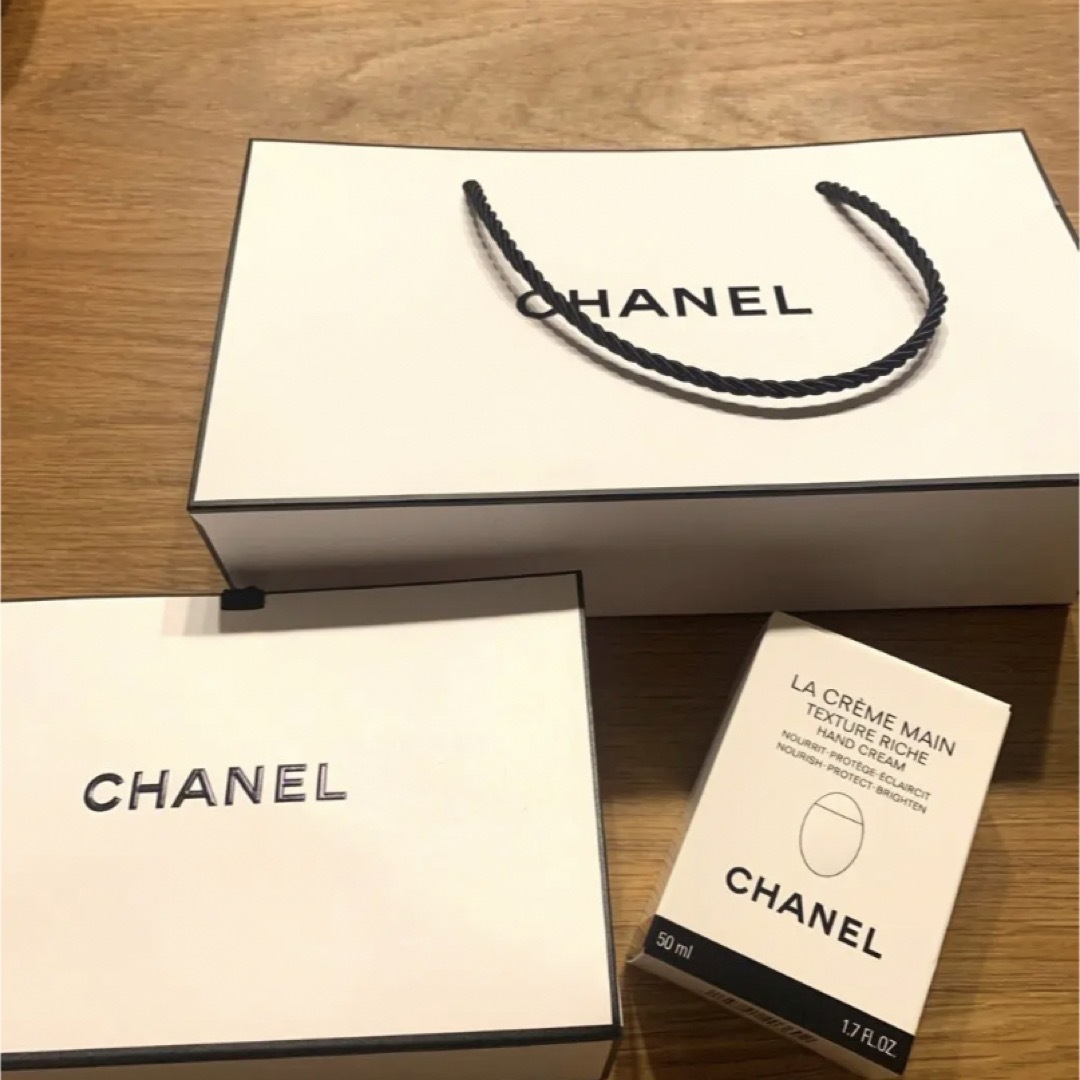 【新品未使用】CHANEL ラクレームマン 袋付き