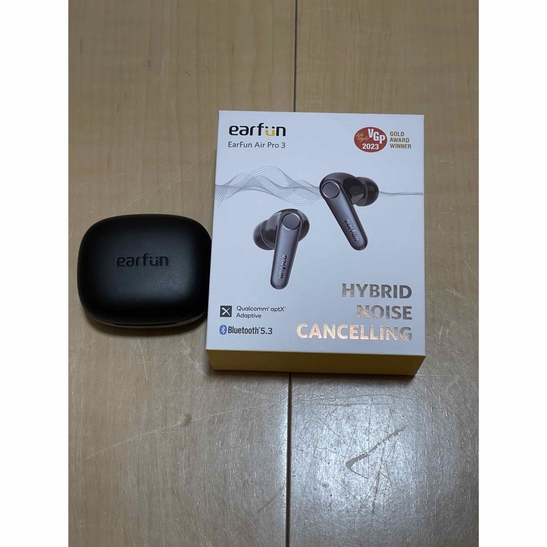 美品　earfun air pro 3 Bluetooth イヤホン