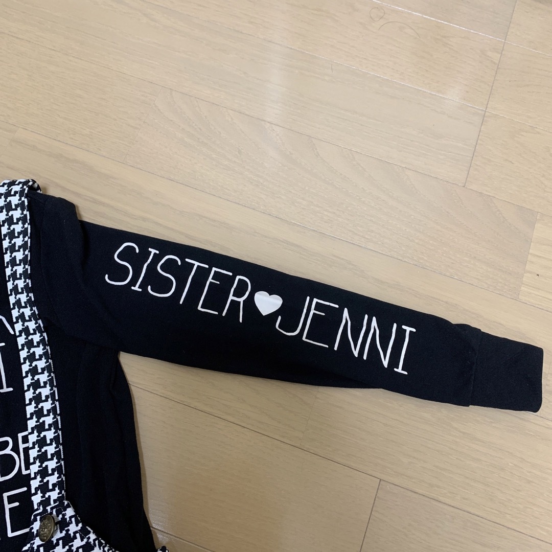 JENNI(ジェニィ)のお取引中です！【美品】シスター❤️ジェニィ　黒カットソーワンピース　140 キッズ/ベビー/マタニティのキッズ服女の子用(90cm~)(ワンピース)の商品写真