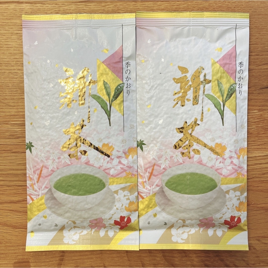 【新茶】八女新茶 八女茶 お茶 緑茶 茶葉 緑色&桃色包装 2袋ずつ【即日発送】 食品/飲料/酒の飲料(茶)の商品写真