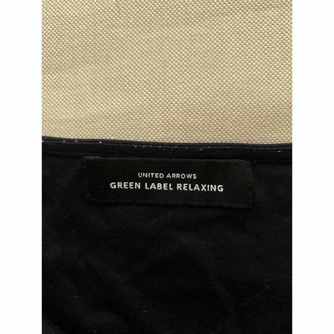 UNITED ARROWS green label relaxing(ユナイテッドアローズグリーンレーベルリラクシング)のユナイテッドアローズ   グリーンレーベル　紺色カットソー レディースのトップス(カットソー(半袖/袖なし))の商品写真