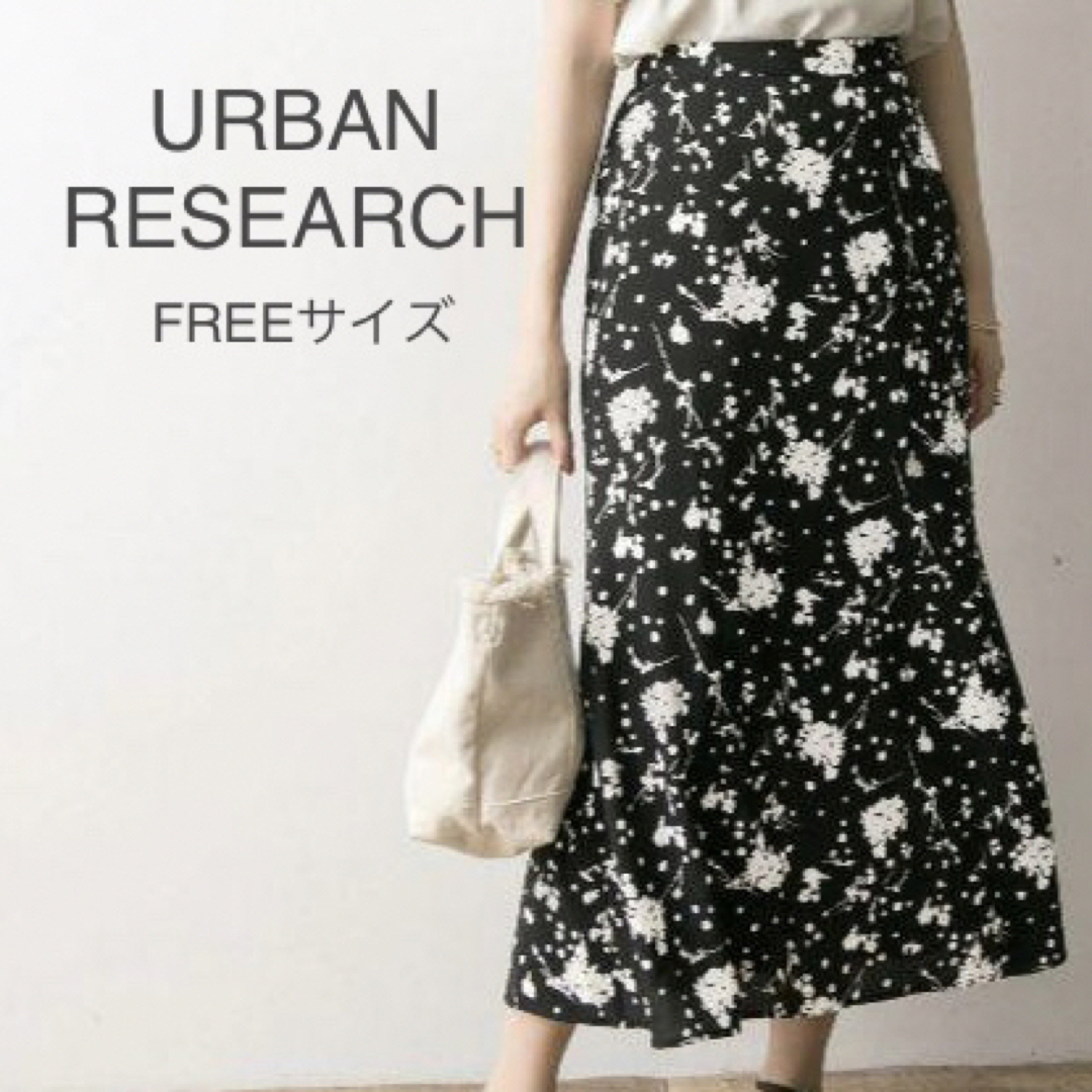 URBAN RESEARCH フレアスカート 花柄ブラック / FREE