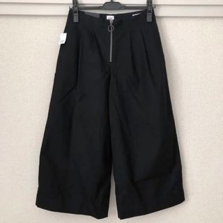 ギャップ(GAP)の新品未使用タグ付き ギャップワイドパンツ　GAP★最終値下げ！(カジュアルパンツ)