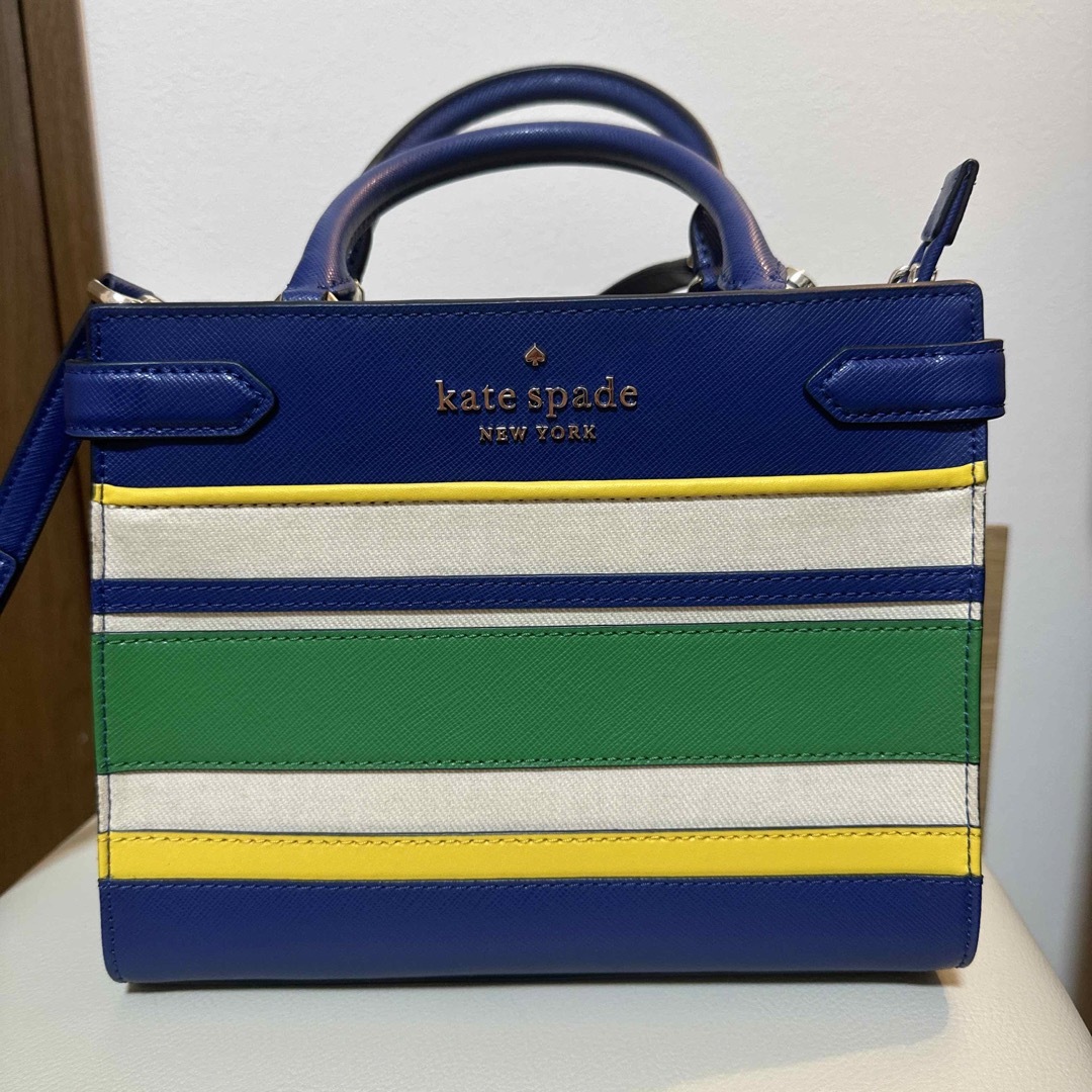 kate spade new york(ケイトスペードニューヨーク)のケイトスペード　ショルダー　ステイシー キャンバス ストライプ  サッチェル レディースのバッグ(ショルダーバッグ)の商品写真