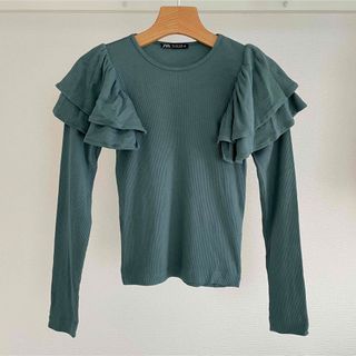 ザラ(ZARA)のZARA ターコイズグリーントップス(Tシャツ(長袖/七分))