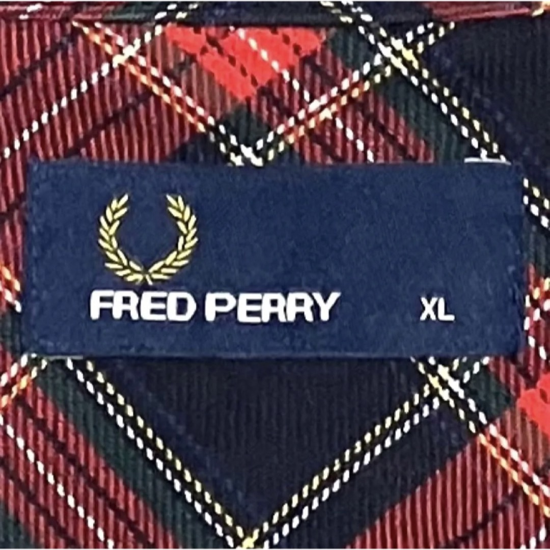 【人気】FRED PERRY　ボンバージャケット　ナイロンジャケット　月桂樹ロゴ