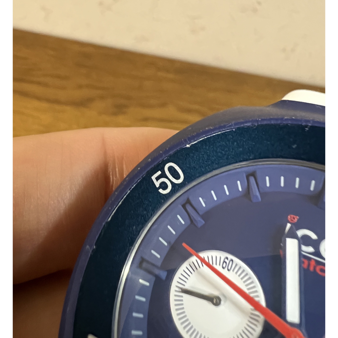 ice watch(アイスウォッチ)の【ジャンク品】ice watch アイスウォッチ 014948 ネイビー メンズの時計(腕時計(アナログ))の商品写真