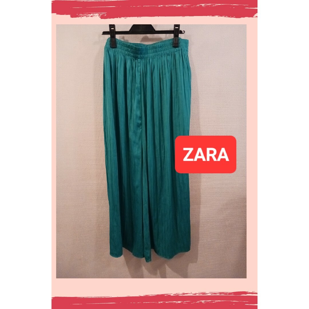 ZARA(ザラ)のZARA パンツ レディースのパンツ(カジュアルパンツ)の商品写真