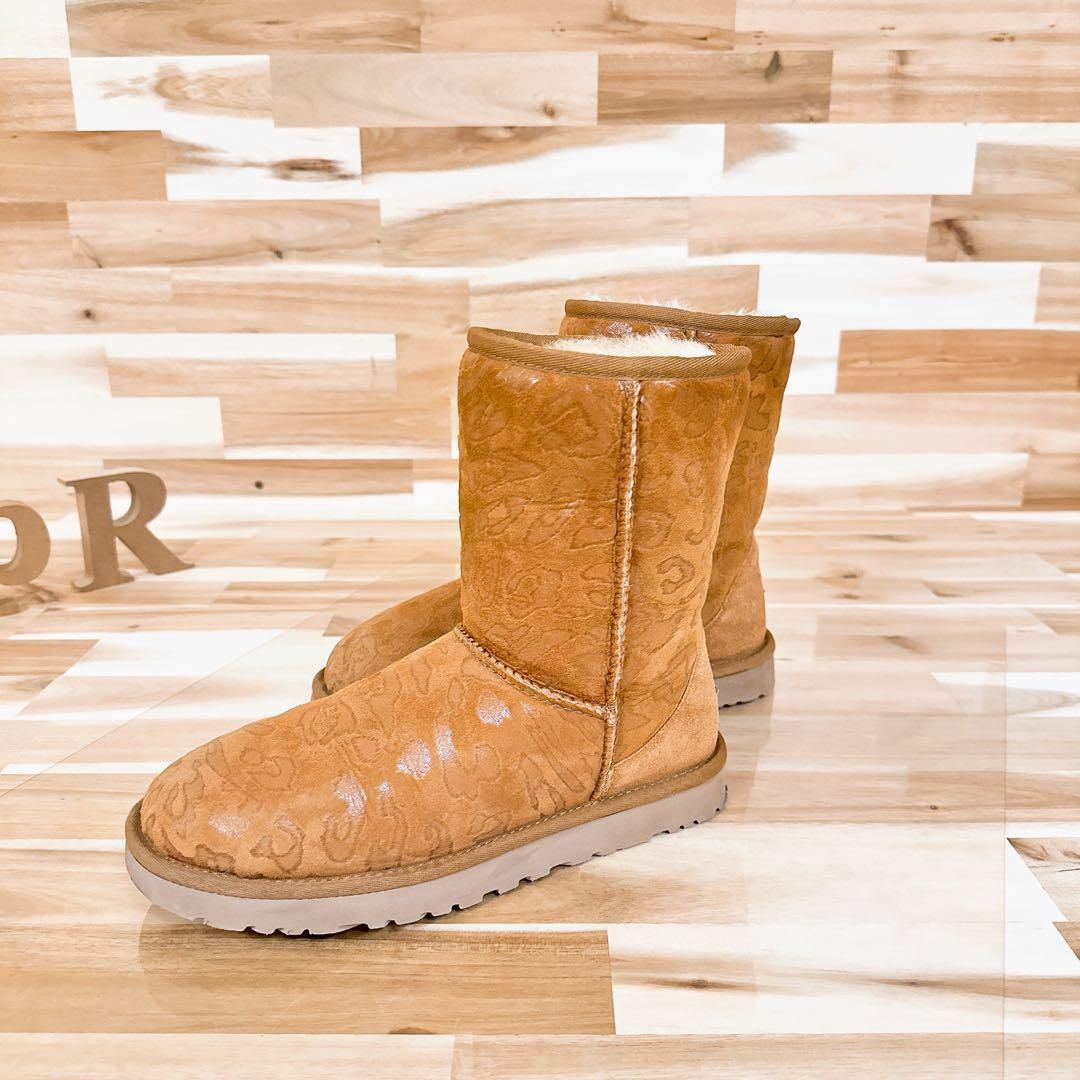 UGG ムートンブーツ　キャメル