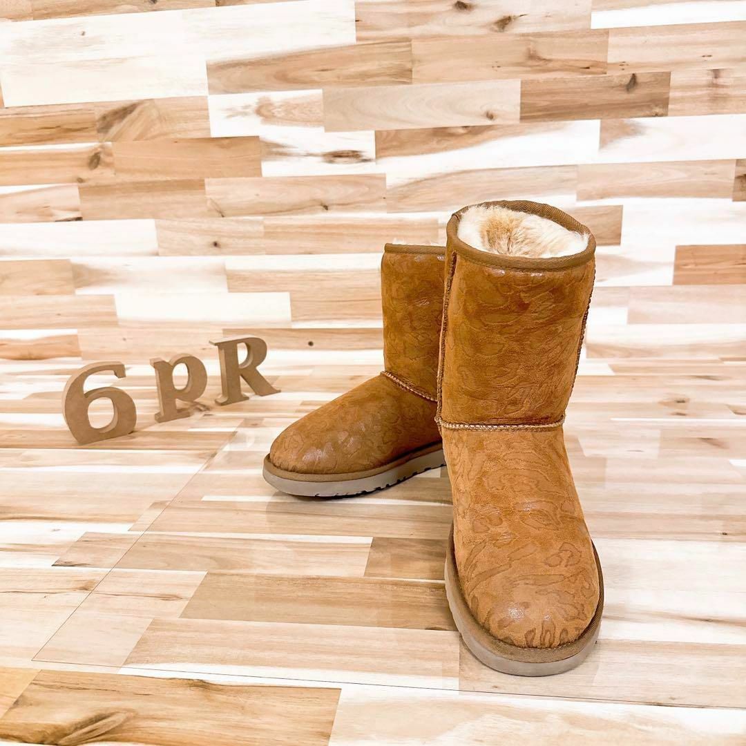 UGG ムートンブーツ　キャメル