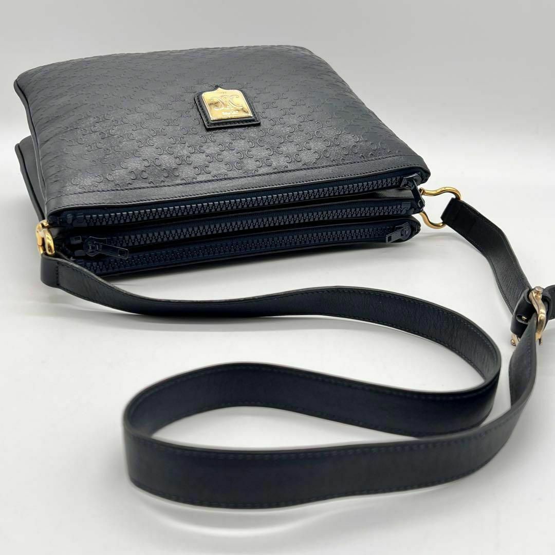 ✨美品✨CELINE トリオ ラージ ショルダーバッグ トリオンフ ネイビー