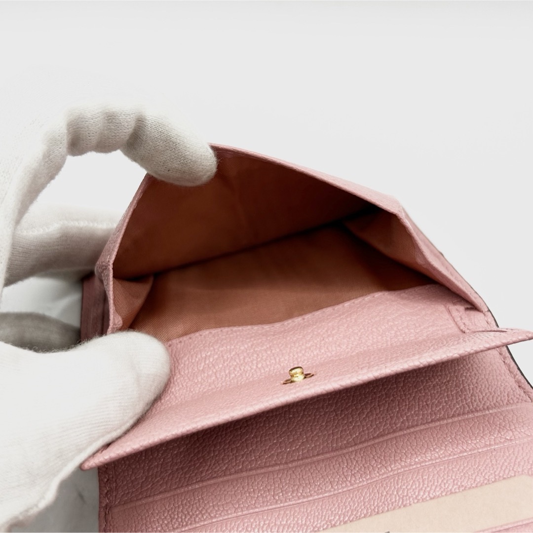 新品 MIU MIU マドラスレザー 二つ折り財布 ハート ゴールド金具 ピンク