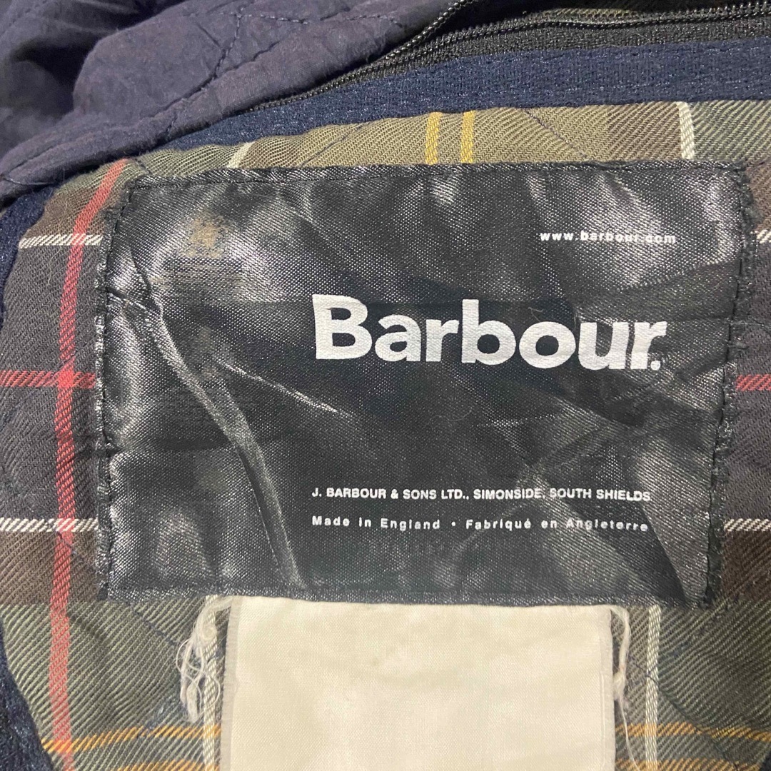 Barbour(バーブァー)の【希少】Barbour キルティングジャケット 襟コーデュロイ 古着 ネイビー メンズのジャケット/アウター(ブルゾン)の商品写真