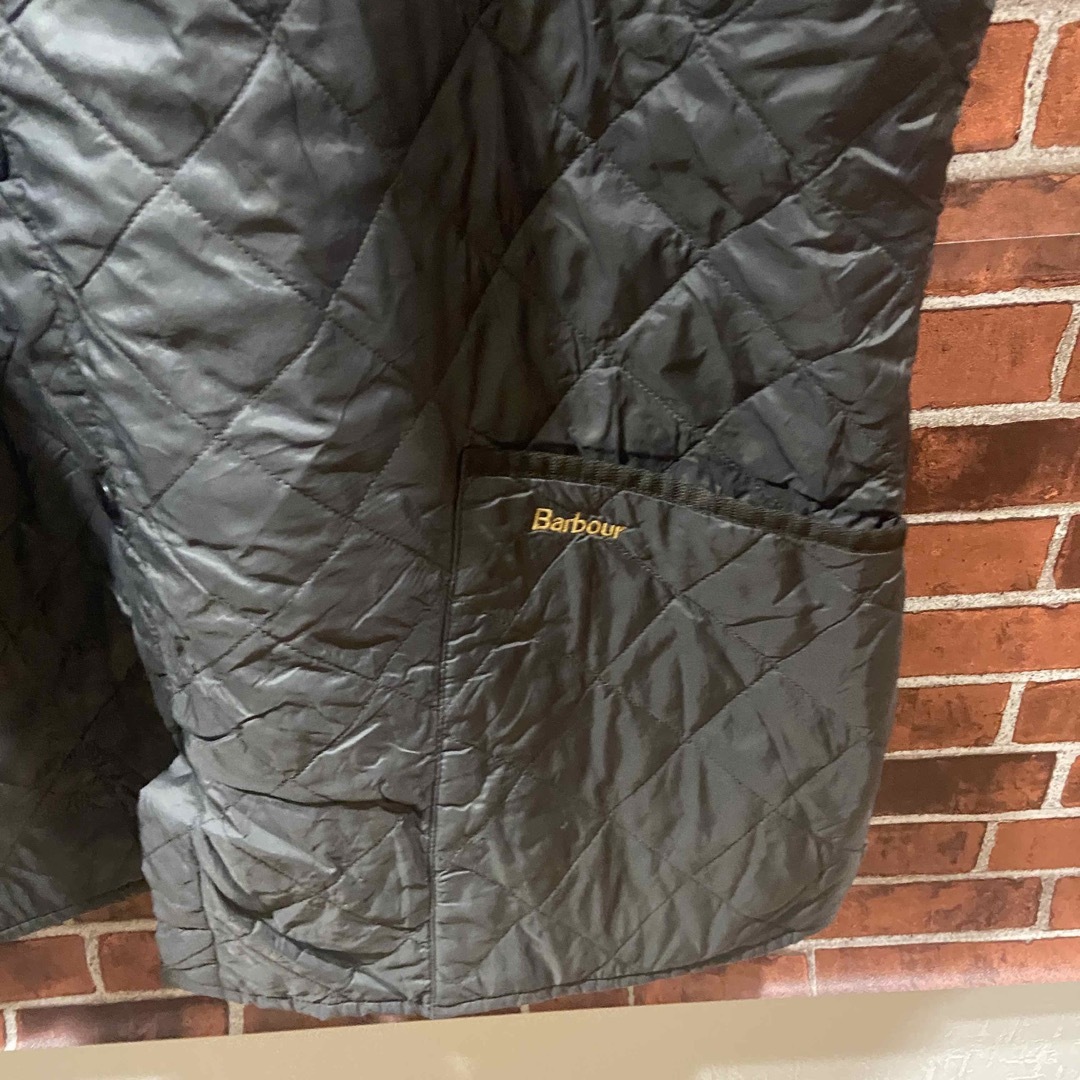 Barbour(バーブァー)の【レア】Barbour キルティングジャケット 襟コーデュロイ 古着ジャケット メンズのジャケット/アウター(ブルゾン)の商品写真