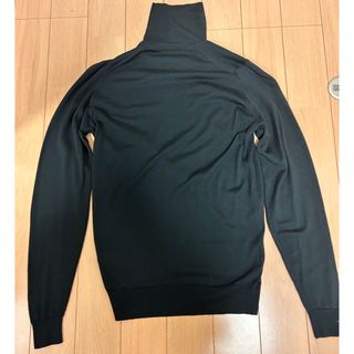 ジョンスメドレー(JOHN SMEDLEY)の〔美品〕ジョンスメドレー タートルネック ニット CHERWELL ブラック(ニット/セーター)