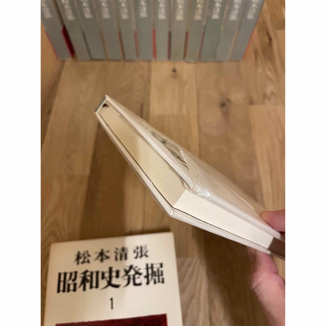 文藝春秋(ブンゲイシュンジュウ)の松本清張　昭和史発掘　全13巻　文藝春秋 　箱入り・帯有り・パラフィン紙有り エンタメ/ホビーの本(人文/社会)の商品写真