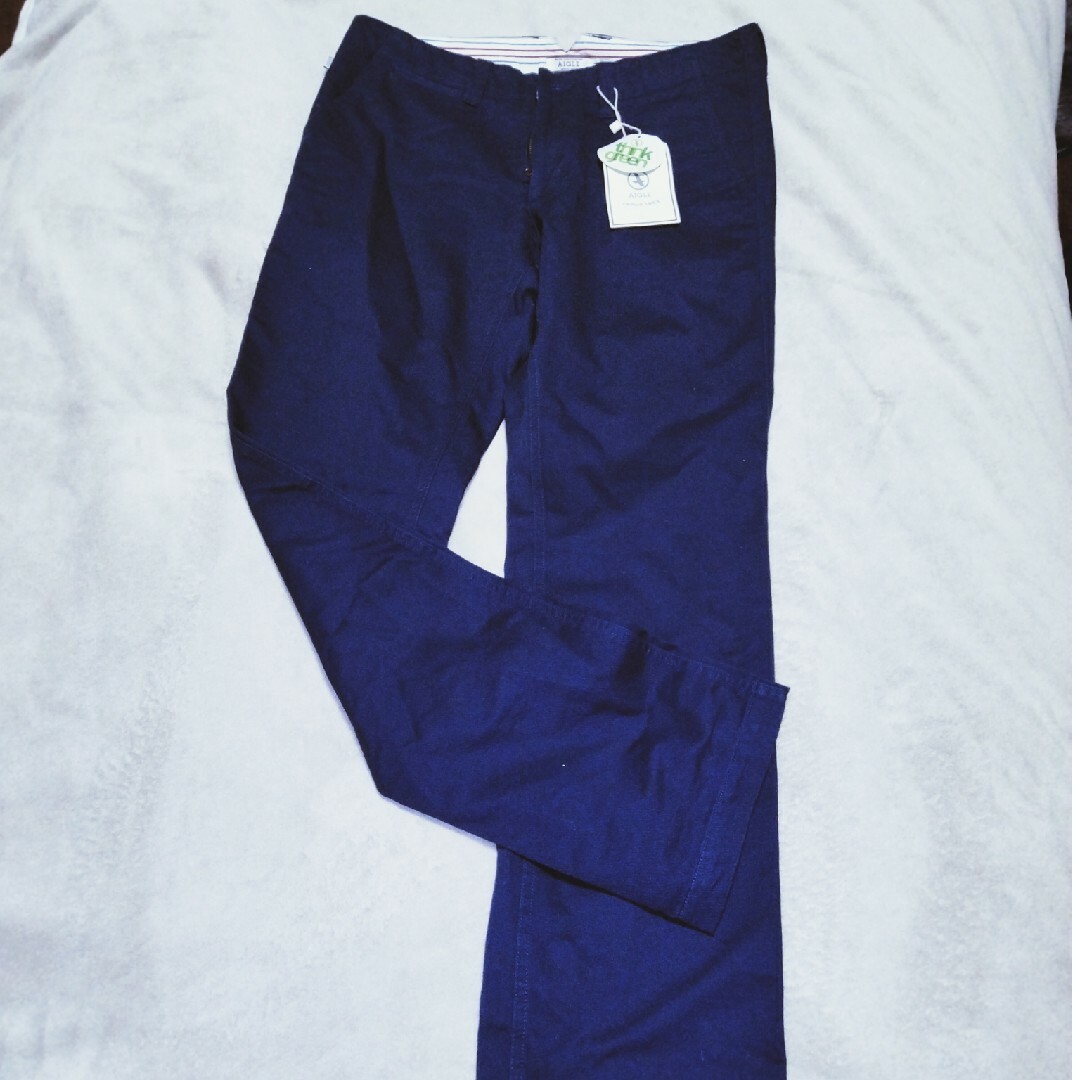 AIGLE(エーグル)のAIGLE紺色パンツ メンズのパンツ(チノパン)の商品写真