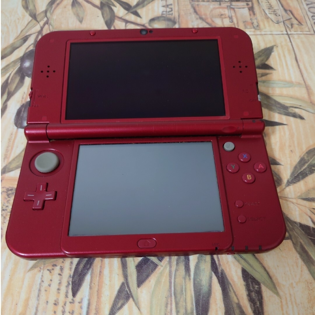 Newニンテンドー3DSLL２台とソフトセット