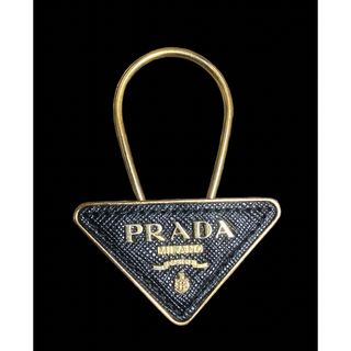 プラダ(PRADA)のPRADA プラダ　三角プレート　キーホルダー　チャーム(キーホルダー)