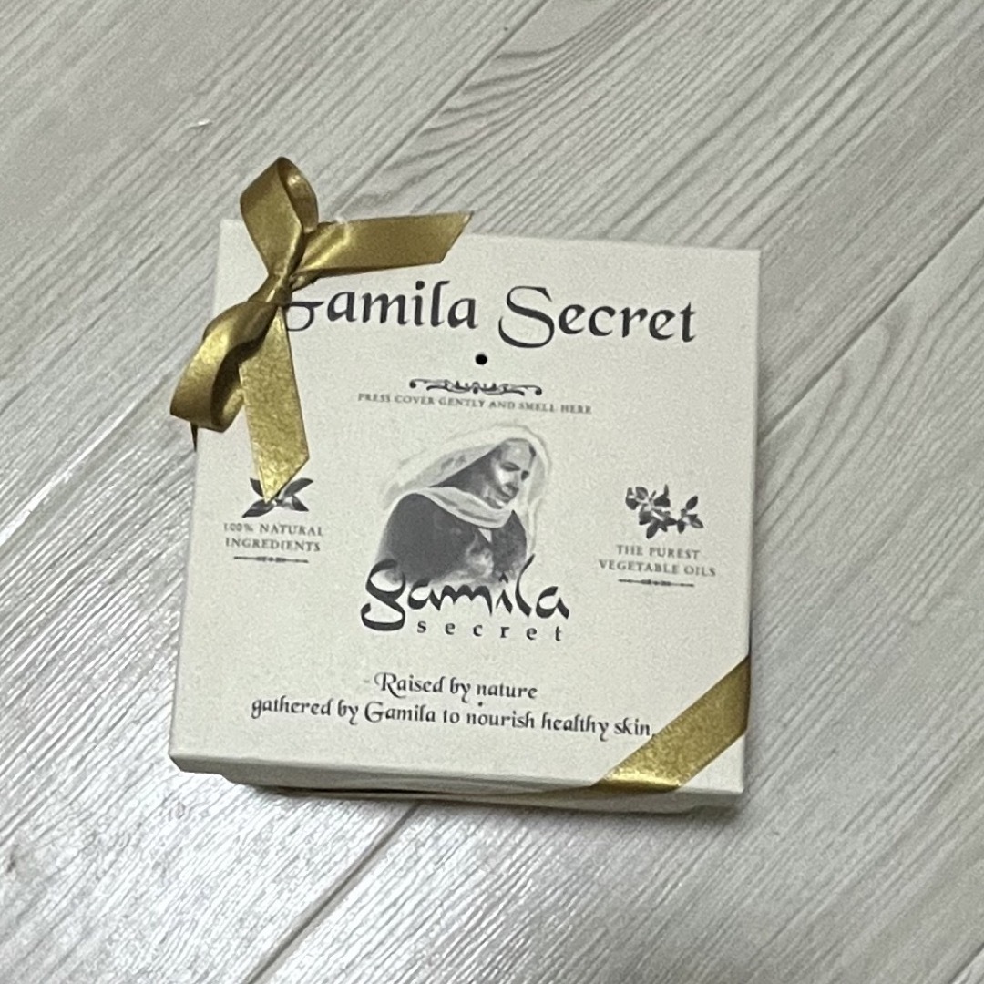 Gamila secret(ガミラシークレット)のさな様専用　ガミラシークレット　石鹸 コスメ/美容のスキンケア/基礎化粧品(洗顔料)の商品写真