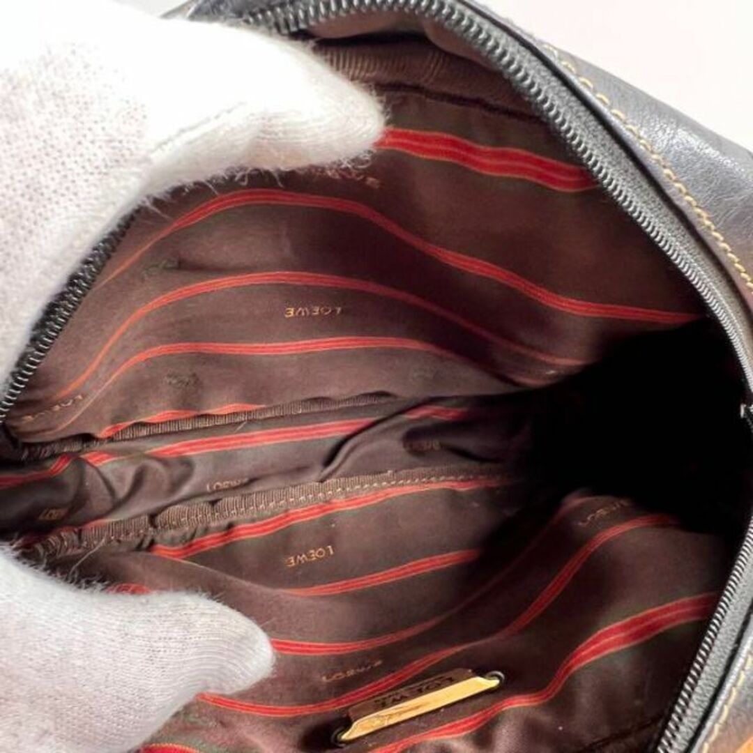 LOEWE - ✨美品✨ロエベ LOEWE ベラスケス ショルダーバッグ ツイスト