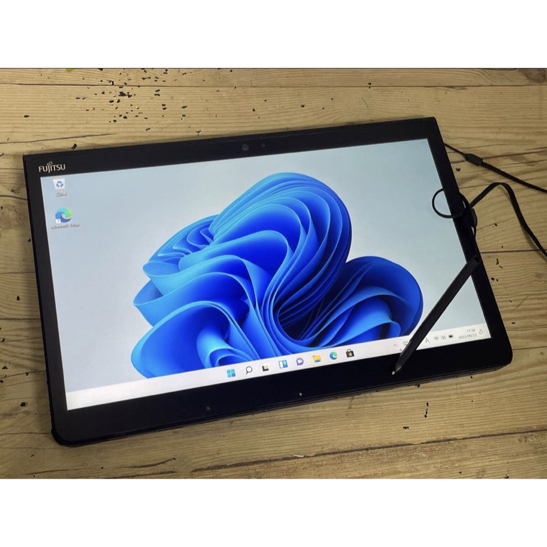 富士通 - あつしさま 同梱値引 ARROWS Tab Q737/P 防水タブレットPCの