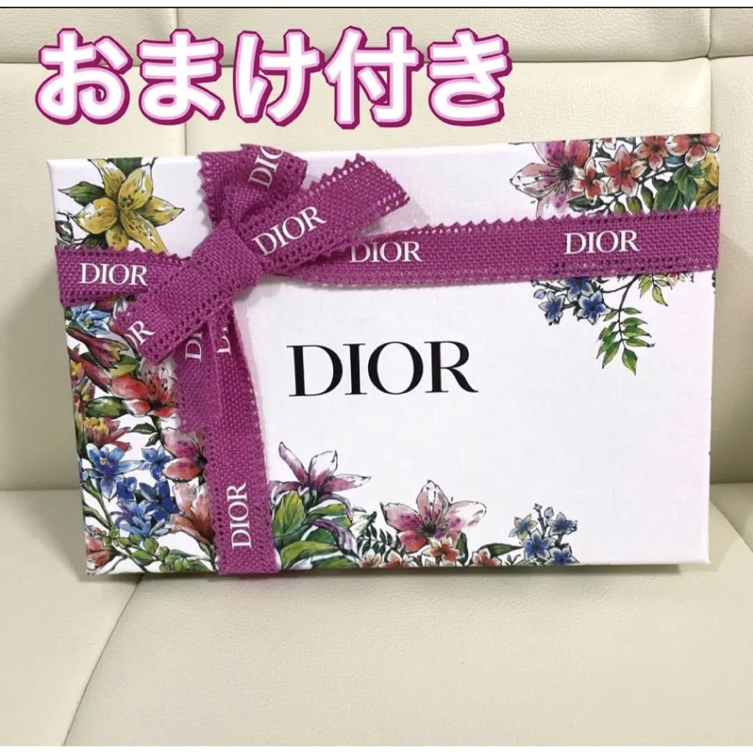 Christian Dior(クリスチャンディオール)のディオール 限定 花柄 ギフト ボックス 箱 空箱 限定リボン付き インテリア/住まい/日用品のオフィス用品(ラッピング/包装)の商品写真