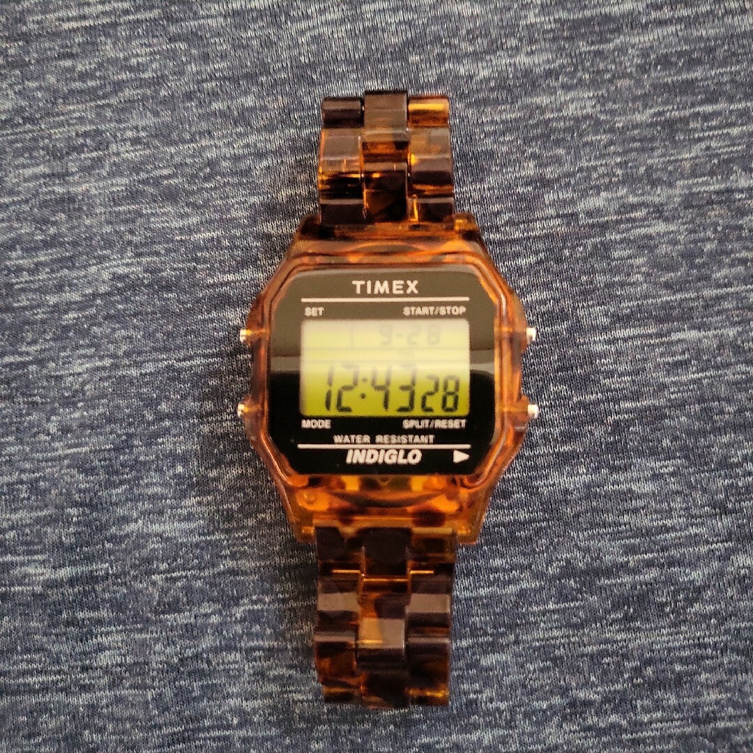 TIMEX(タイメックス)の希少　タイメックス×ビームス別注　べっ甲　TIMEX×BEAMS　デジタル レディースのファッション小物(腕時計)の商品写真