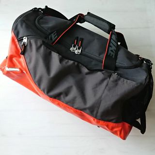 ナイキ(NIKE)のNIKE TEAM TRAINING MEDIUM DUFFEL/BA2245 (ボストンバッグ)