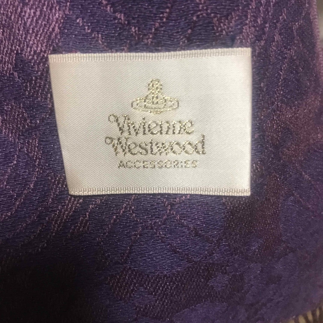 Vivienne Westwood(ヴィヴィアンウエストウッド)のヴィヴィアンウエストウッドストール　マフラー　フリンジ　パープル レディースのファッション小物(マフラー/ショール)の商品写真