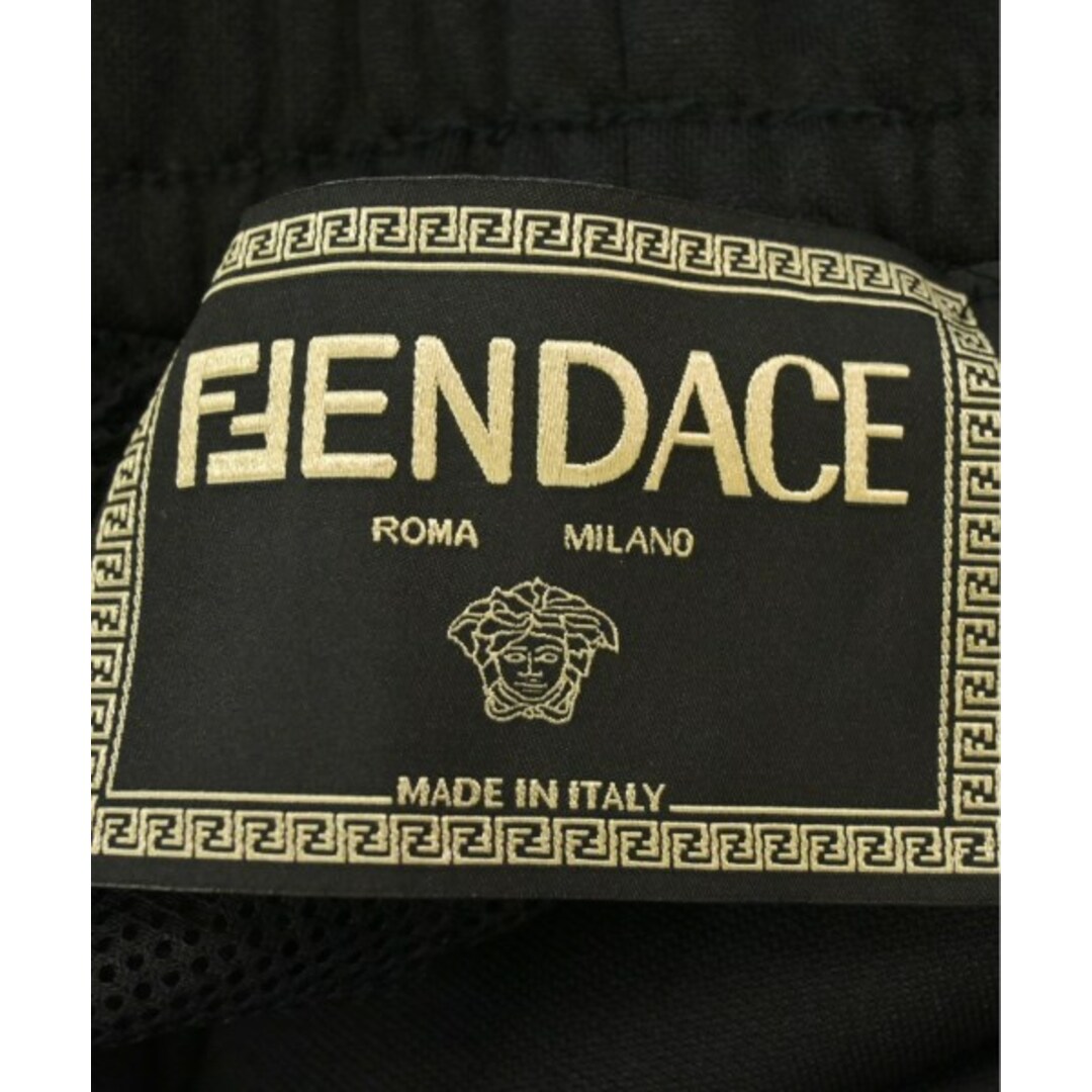 FENDI(フェンディ)のFENDI フェンディ ショートパンツ M 黒 【古着】【中古】 メンズのパンツ(ショートパンツ)の商品写真