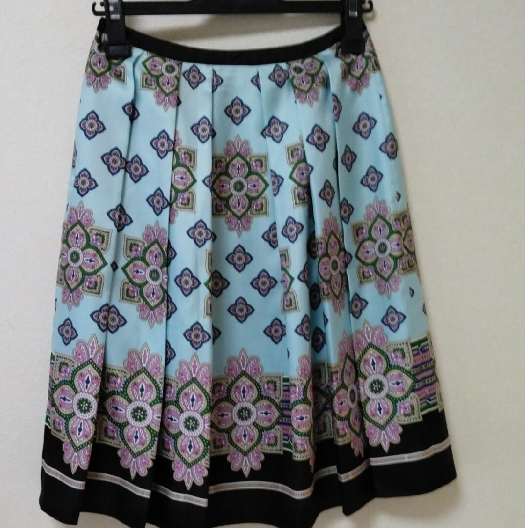 EPOCA(エポカ)のEPOCAのスカート レディースのスカート(ひざ丈スカート)の商品写真