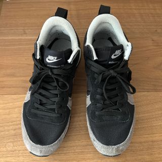 ナイキ(NIKE)のNIKE INTERNATIONALIST MID(スニーカー)