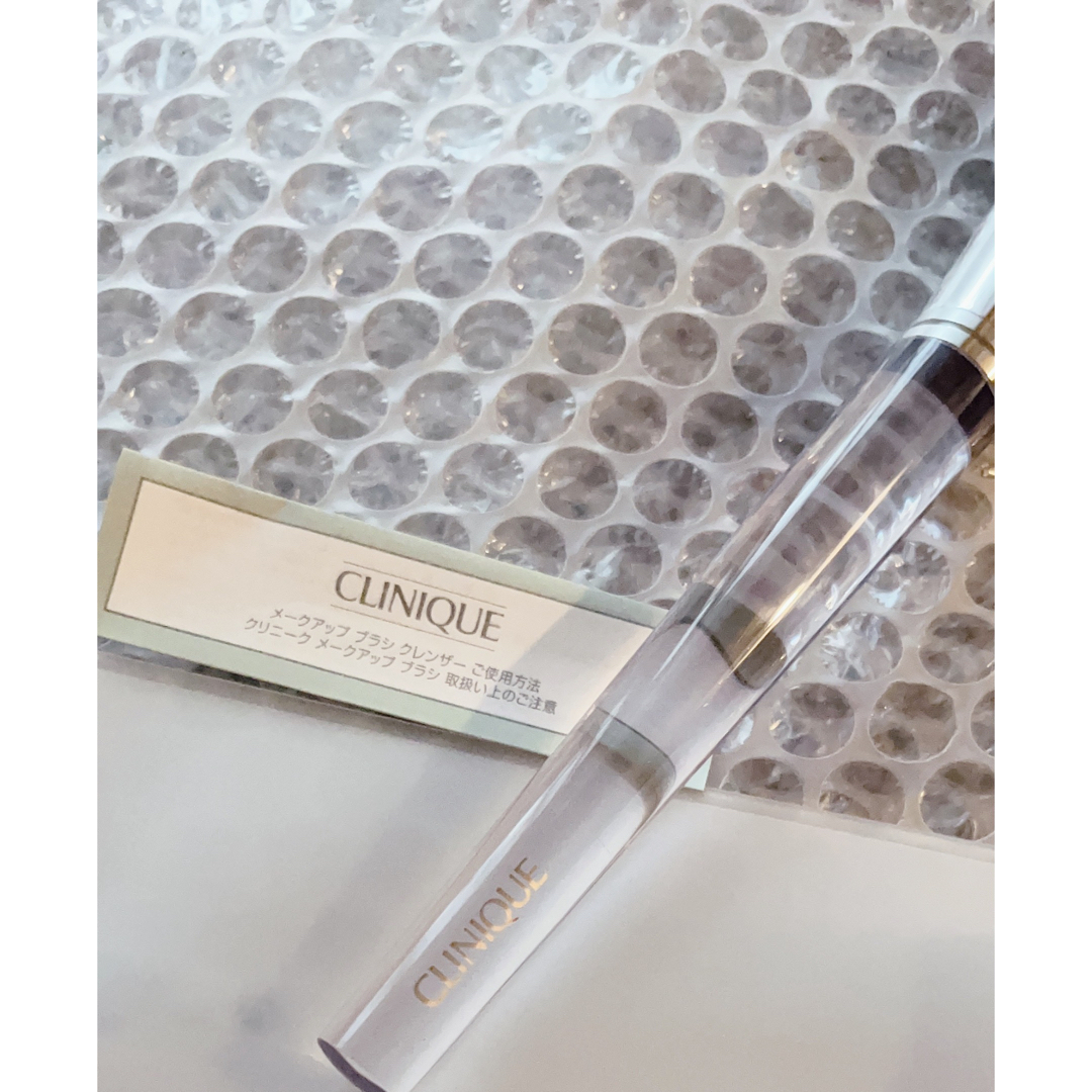 CLINIQUE(クリニーク)のクリニークメイクブラシ コスメ/美容のメイク道具/ケアグッズ(ブラシ・チップ)の商品写真