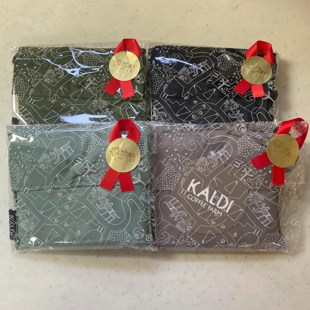 KALDI(カルディ)のカルディ KALDI オリジナル　エコバッグ ４枚 ギフト セット レディースのバッグ(エコバッグ)の商品写真