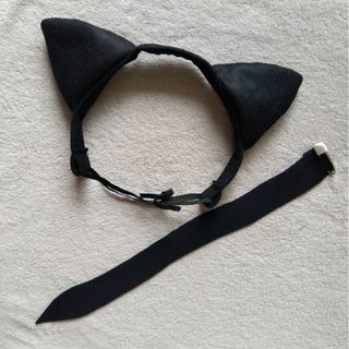 ハンドメイド　黒猫耳ヘアバンドとしっぽセット(小道具)