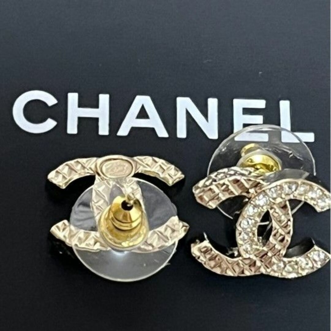 CHANEL - 匿名配送☆プレゼント 大人気☆CHANEL☆CC ロゴ ピアスの通販