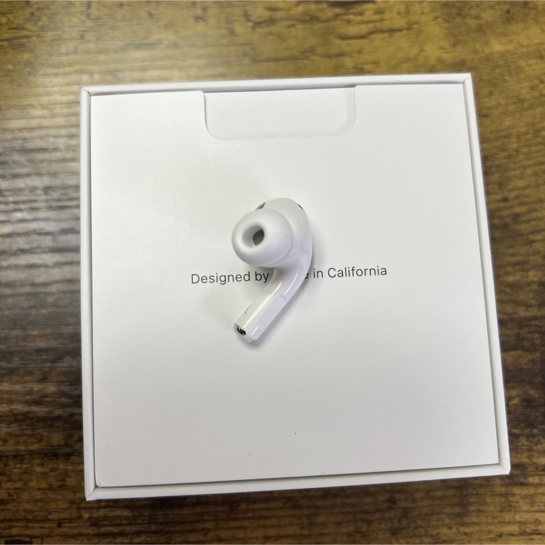 スマホ/家電/カメラApple Airpods Pro 第２世代　左側　左耳　左