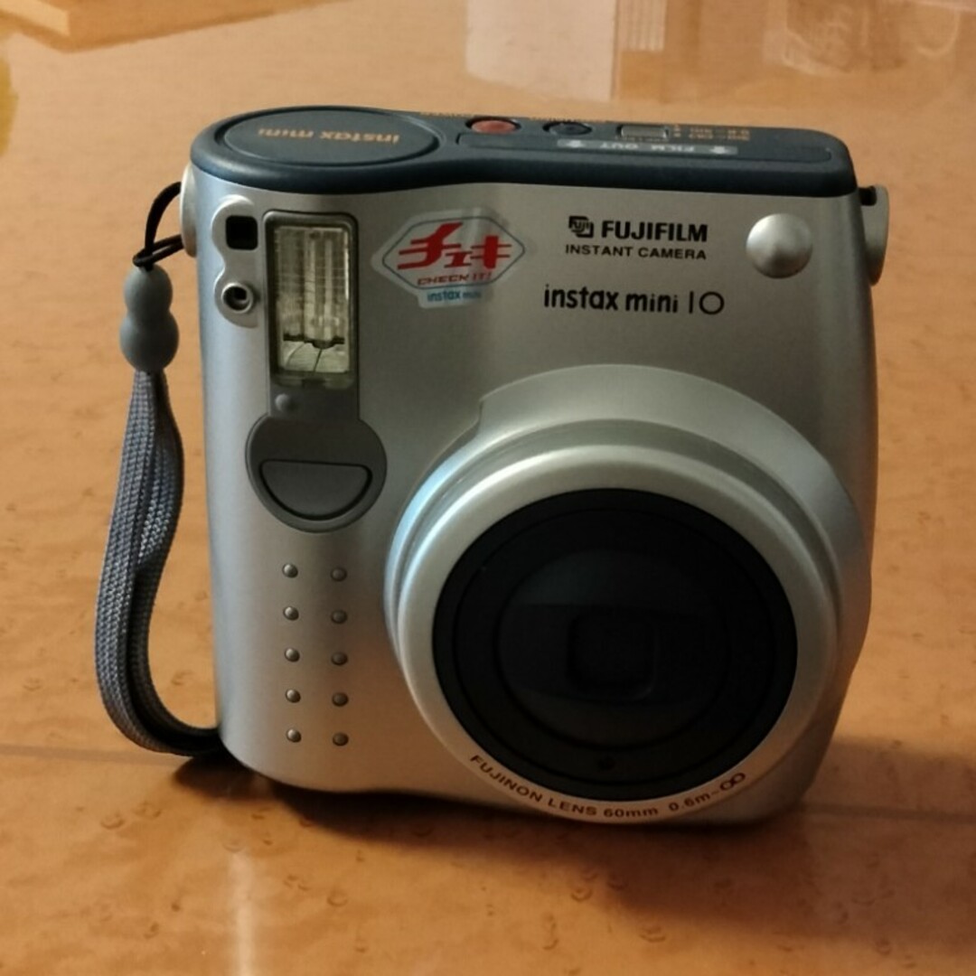 【ジャンク品】FUJI FILM チェキ INSTAX MINI10 スマホ/家電/カメラのカメラ(フィルムカメラ)の商品写真