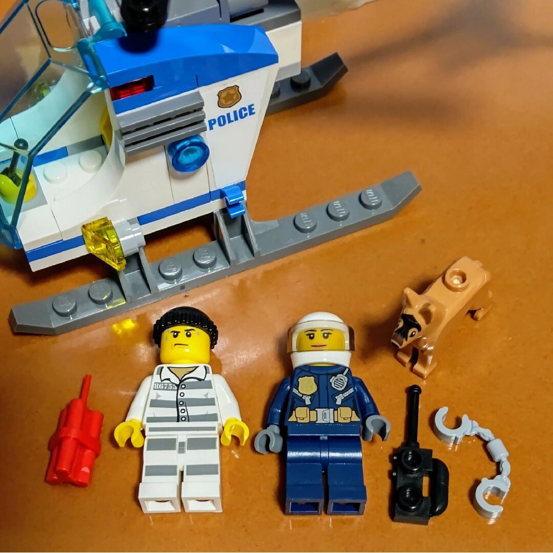 Lego - レゴ☆シティ ポリス ステーション 警官・泥棒＆ポリスヘリ 美