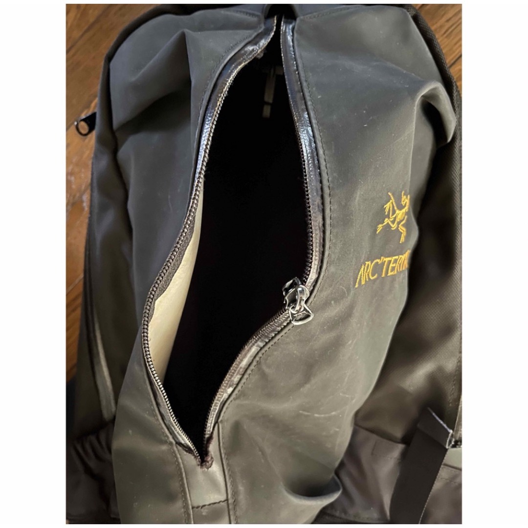 9/17 ARC’TERYX  リュック/ナイロン/BLK/無地　22L