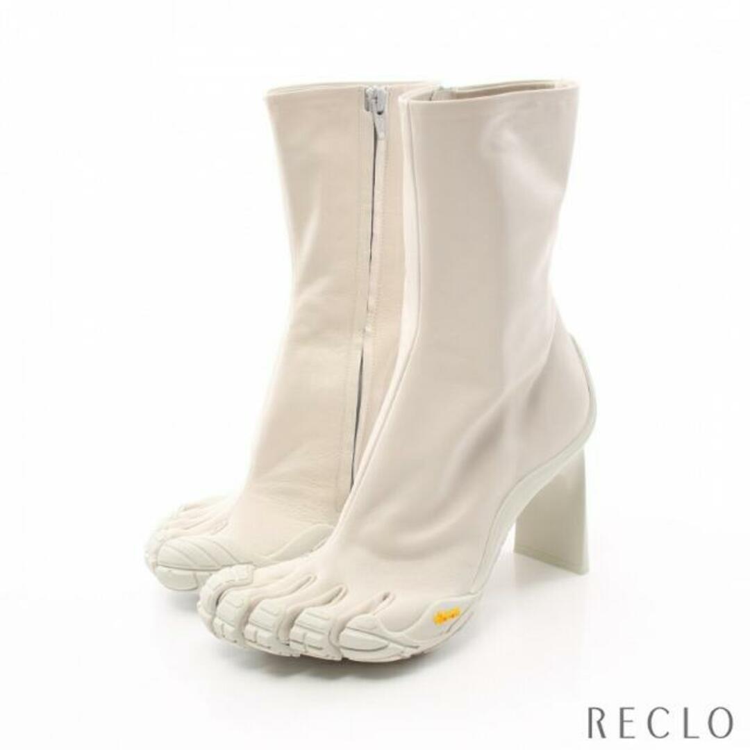 38ヒール高さBALENCIAGA × Vibram Heeled Toe Bootie ブーツ レザー ホワイト